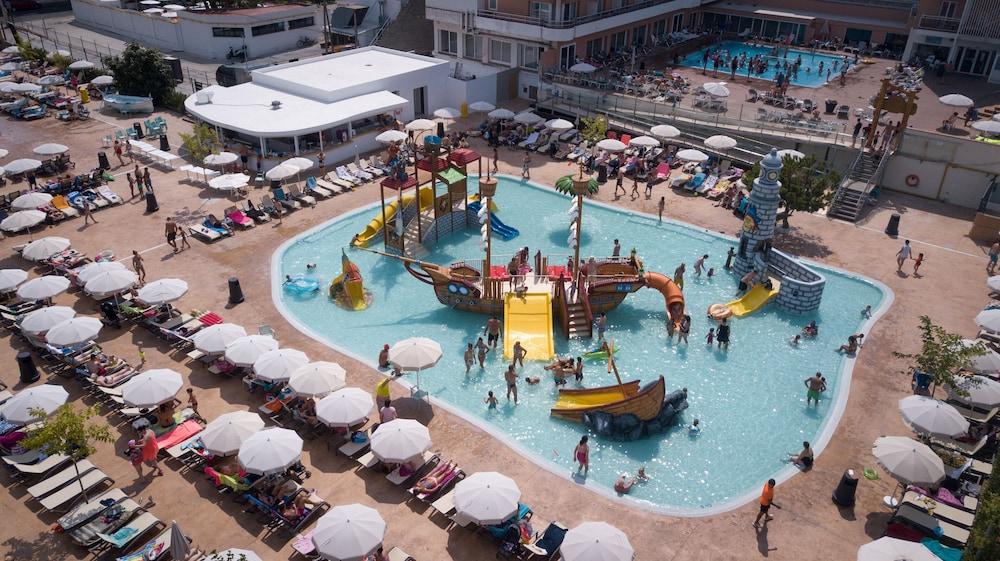 Hotel Sorra Daurada Splash Малграт де Мар Екстериор снимка