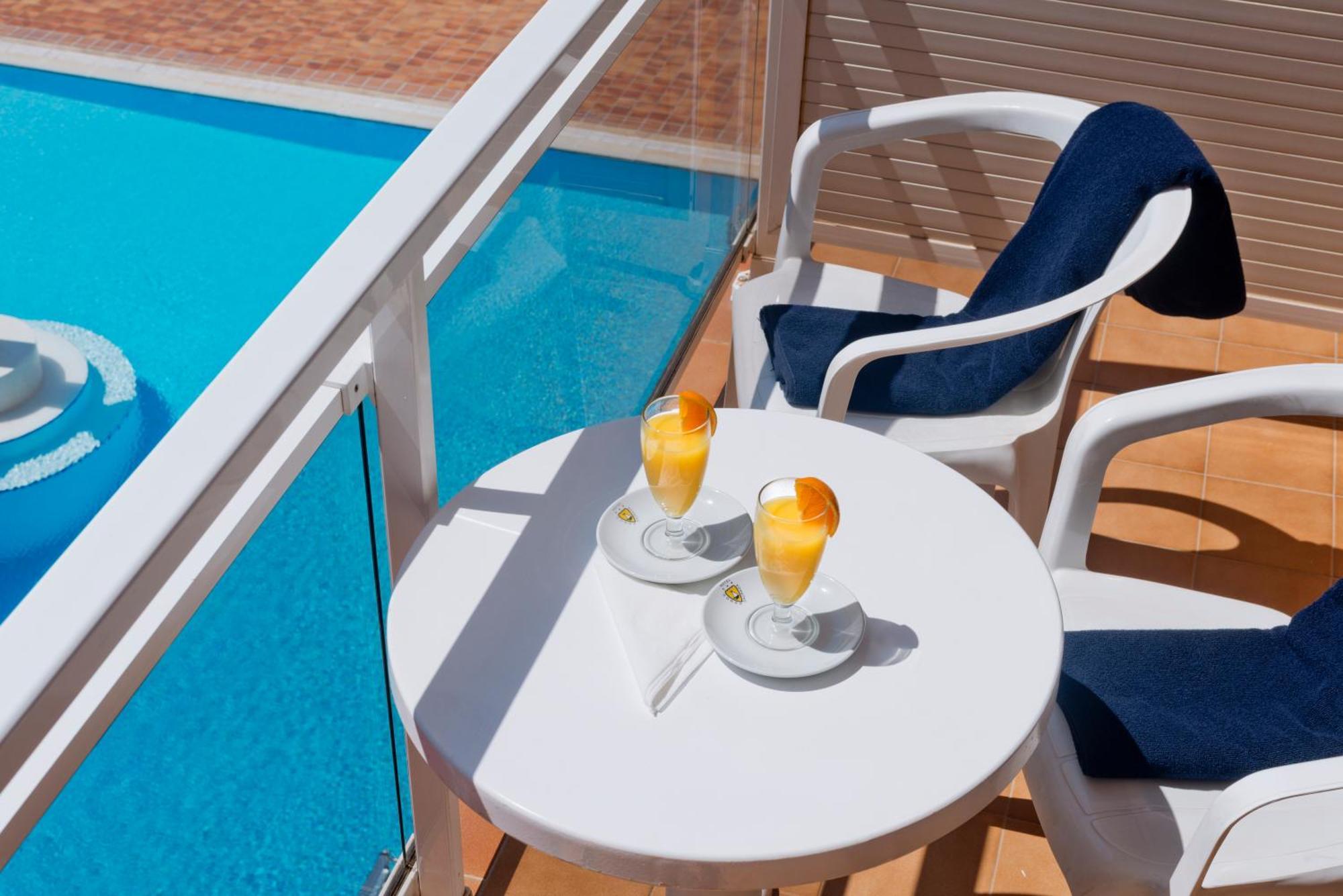 Hotel Sorra Daurada Splash Малграт де Мар Екстериор снимка