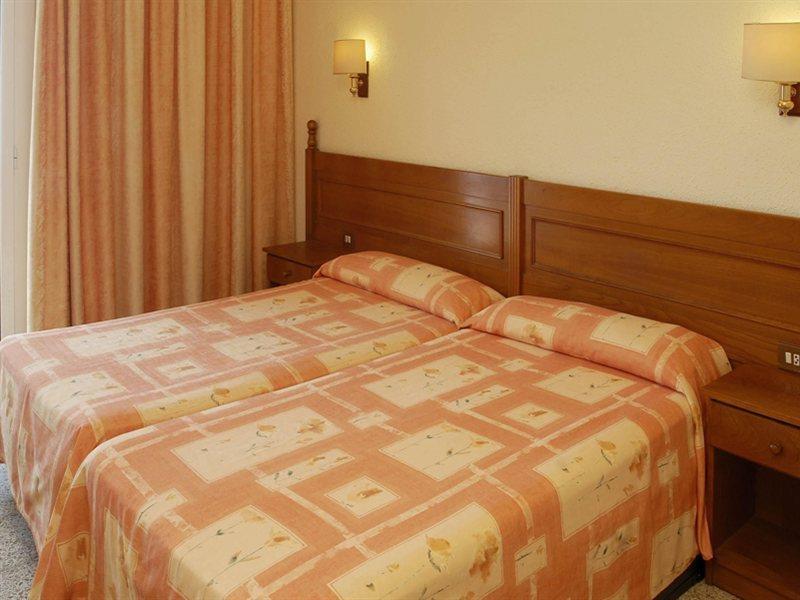 Hotel Sorra Daurada Splash Малграт де Мар Екстериор снимка