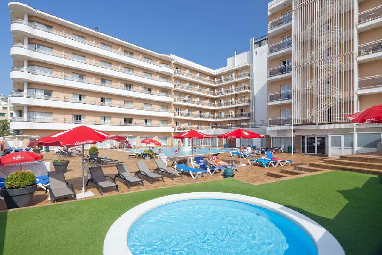 Hotel Sorra Daurada Splash Малграт де Мар Екстериор снимка